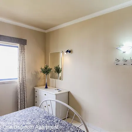 Akisol Sunny Apartment Manta Rota